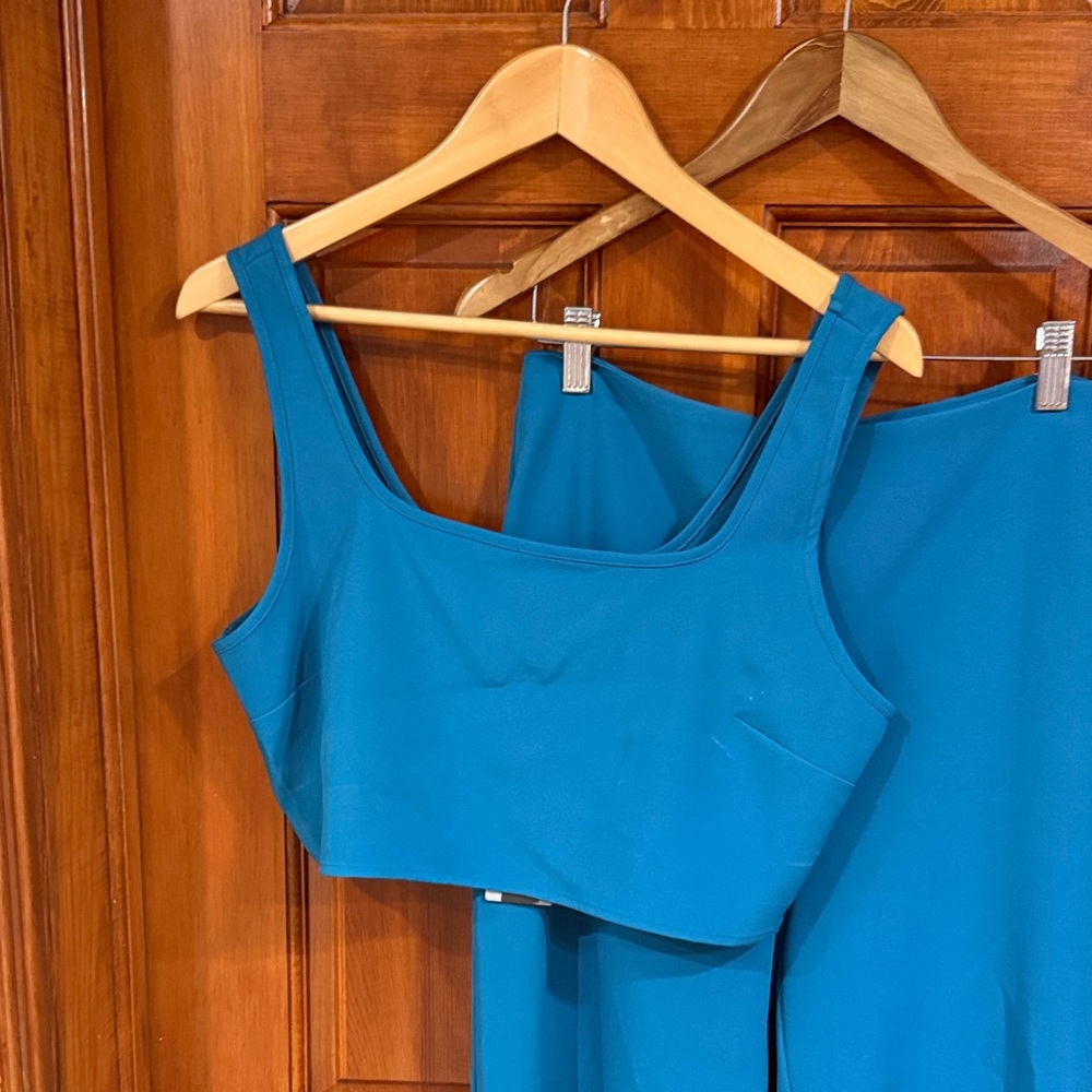 Sincerely Jules Teal Wide-Leg Pants & Cropped Tank Set - Picture 2 of 8